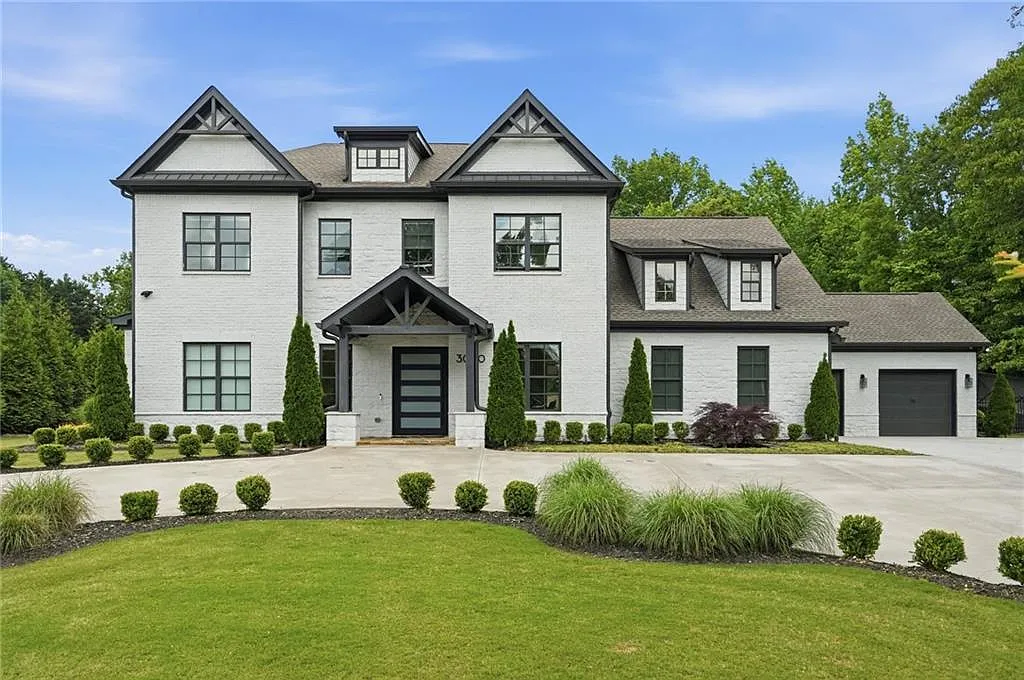 5 bed, 5.5 bath, 4130 sqft, $12,500 — Photo 1