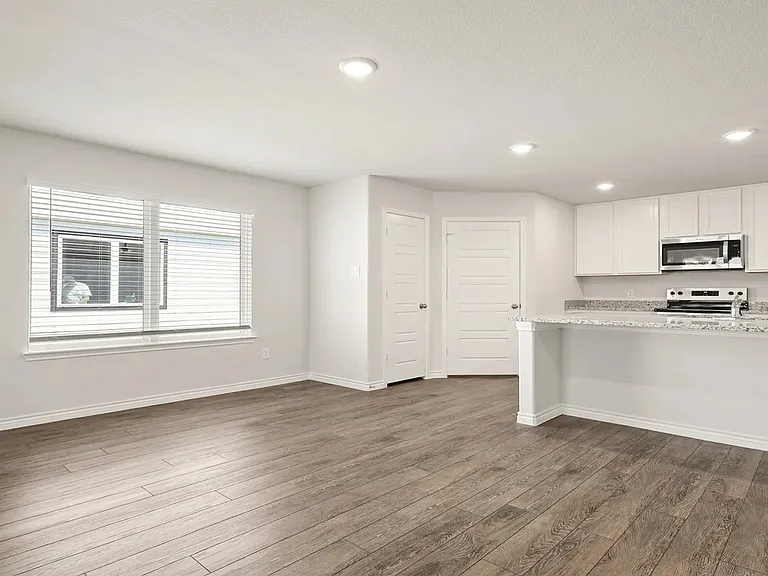 2432 Texas Ash Way — Photo 4