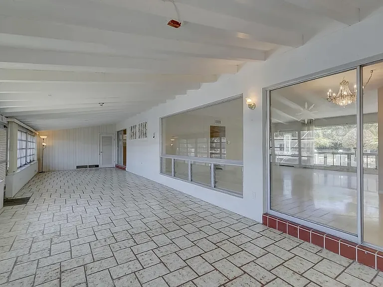 2041 Coral Reef Dr — Photo 35