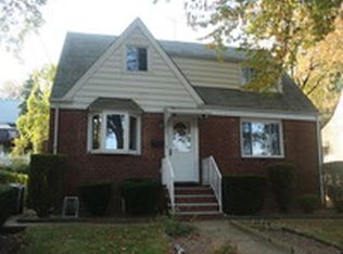 662 Grant Ter, Teaneck, NJ 07666