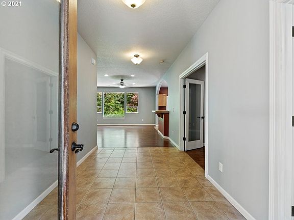 4th image of 15602 NE 315th St