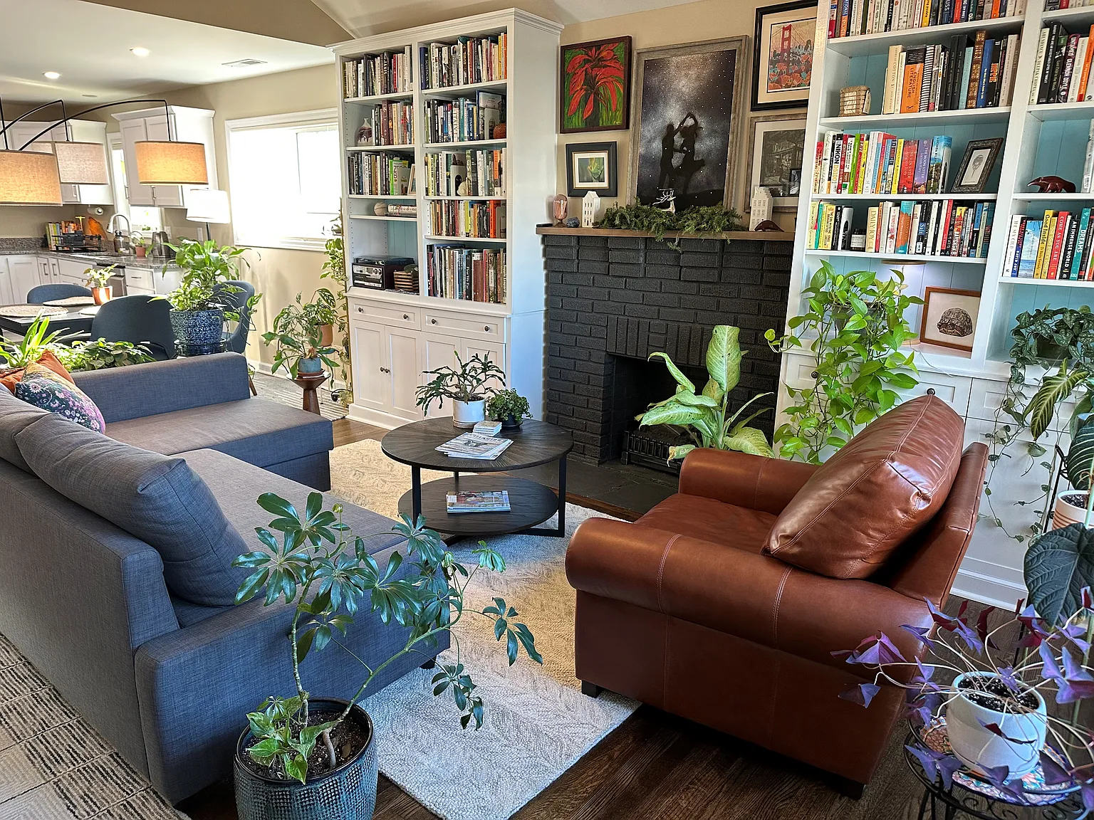 3 bed, 1200 sqft, $2,550 — Photo 2