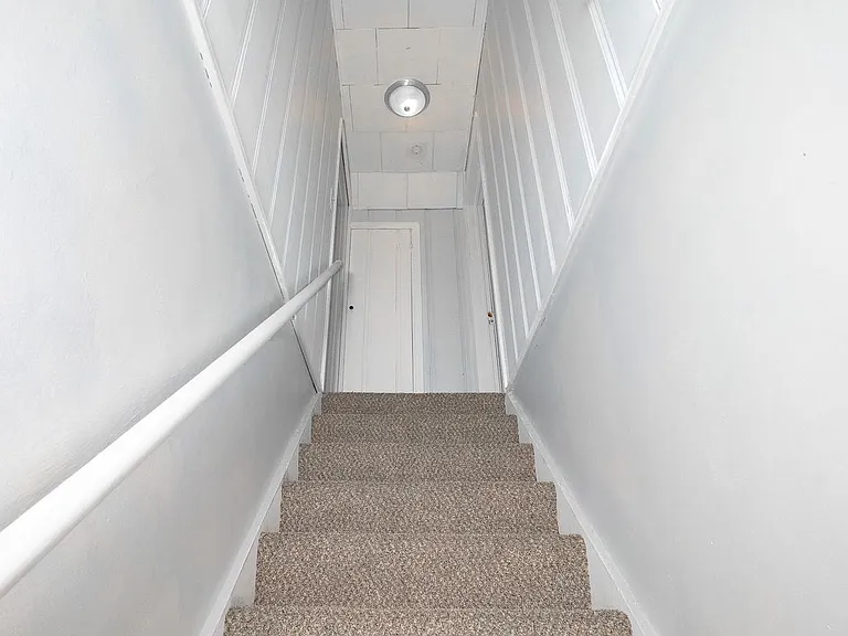 18488 Shields St — Photo 11