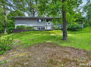454 Old Cellar Rd, Orange, CT 06477