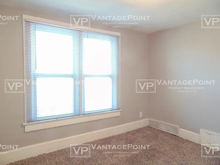 802 Kellogg St — Photo 15