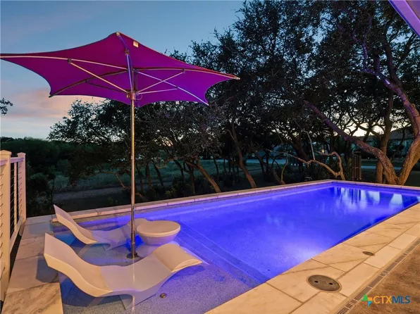137 Sowing Oak Dr, San Marcos, TX 78666