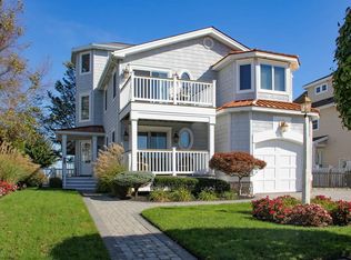 535 42nd St, Avalon, NJ 08202