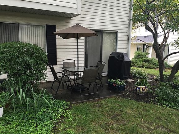 4th image of 587 Willowcreek Ct