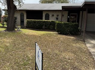 3161 Edelweiss Dr, Grand Prairie, TX 75052