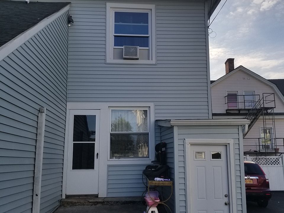 1st image of 46 Palace Pl #1