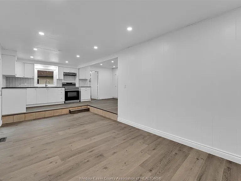 2032 Ford Blvd — Photo 18