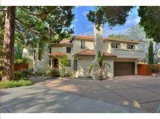 886 Terrace Dr, Los Altos, CA 94024