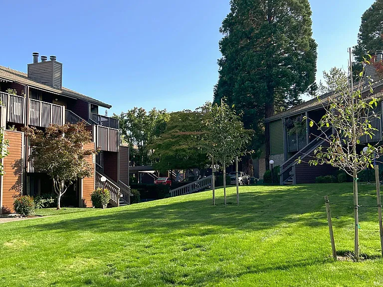 Stone Creek Apartments Beaverton — Photo 5