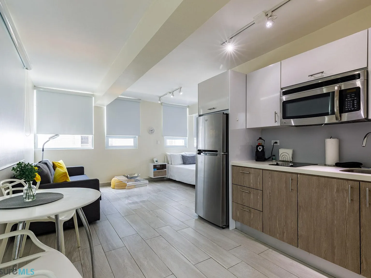 Avila (Condominio) — Photo 2