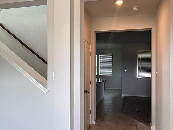 5th image of 14020 Kira Ln
