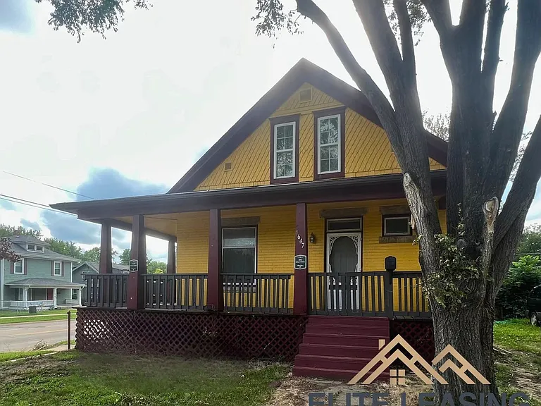 1647 SW Buchanan St — Photo 1