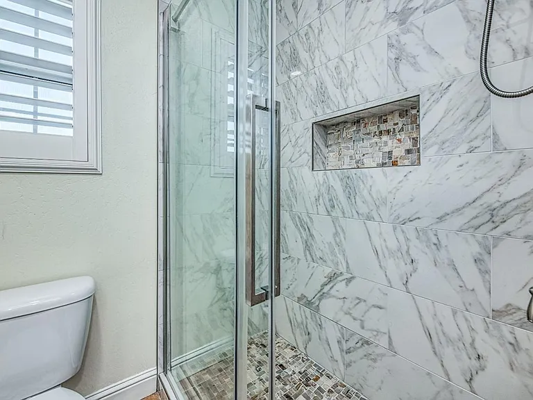 10509 N Sierra Vista Ave — Photo 52