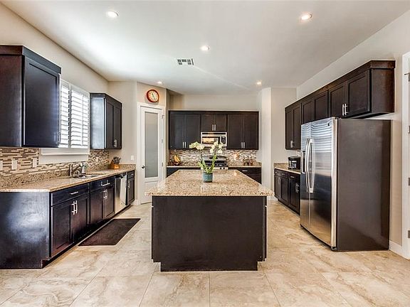 5th image of 13028 Birdsview Cir
