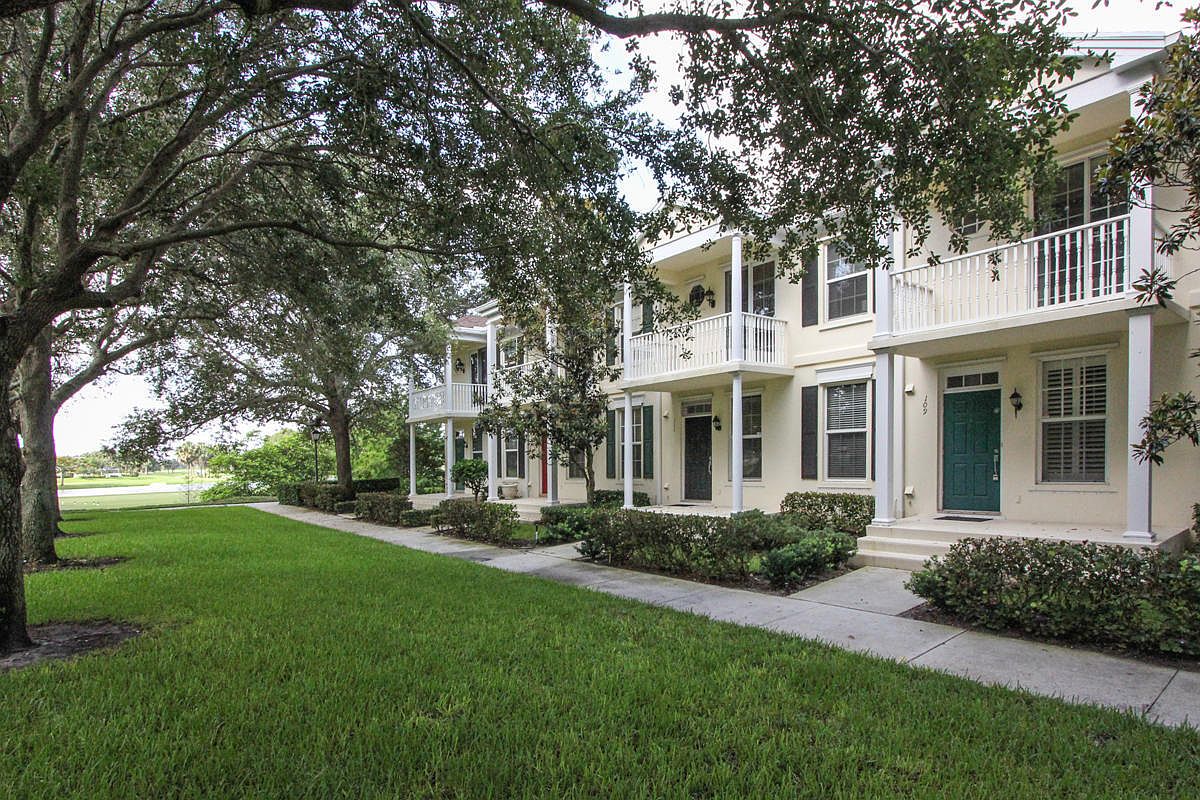 109 ASHLEY Court — Abacoa Golf Club
