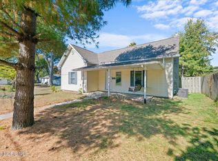 407 E Garfield Ave, Swanton, OH 43558