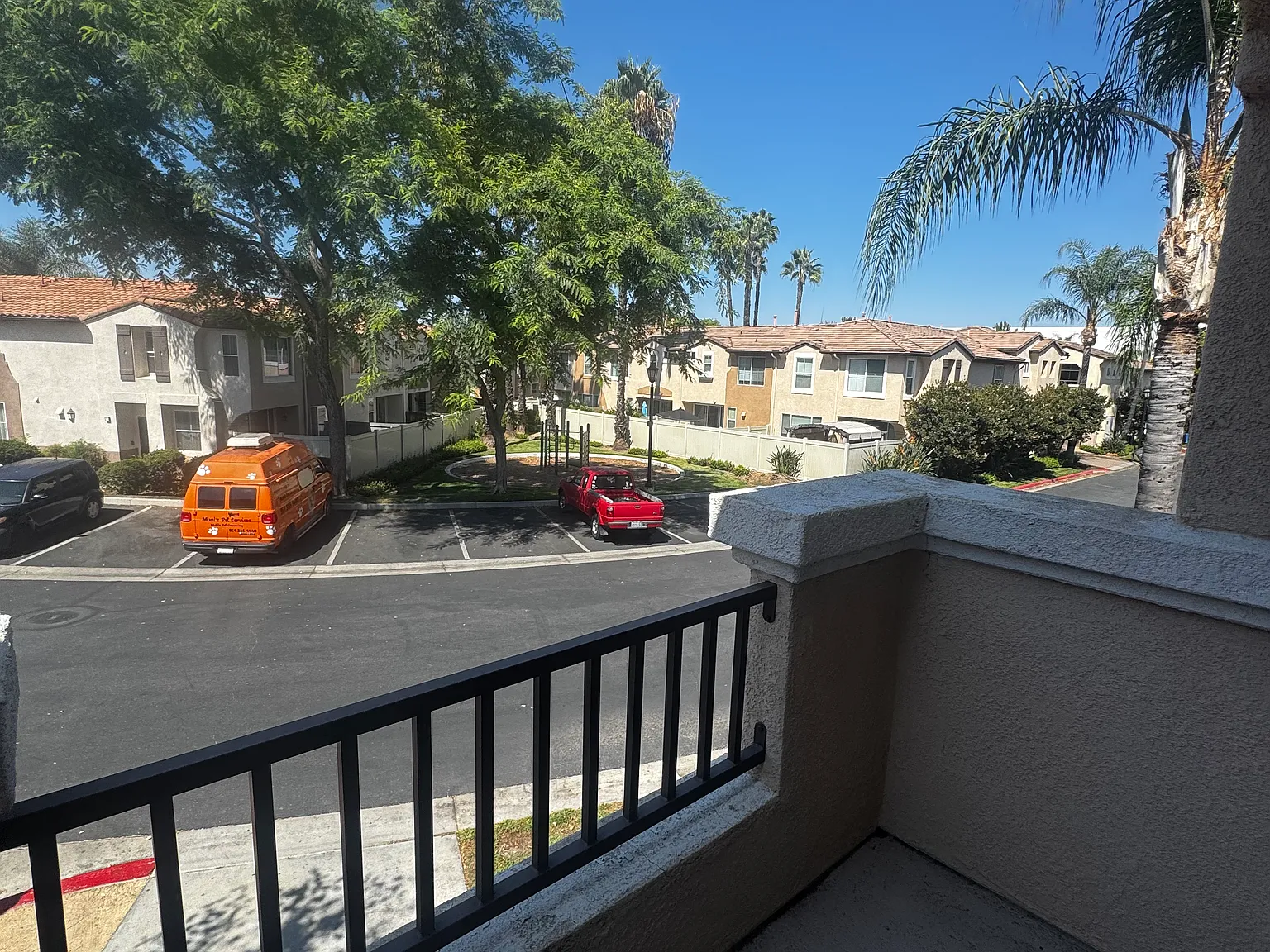 2 bed, 961 sqft, $2,400 — Photo 4
