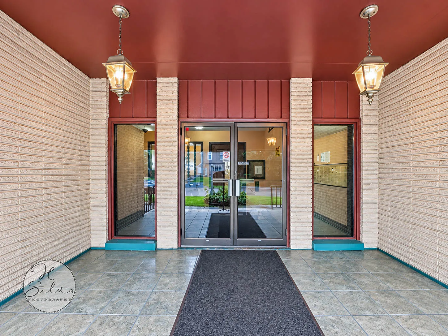 2 bed, 1150 sqft, $2,200 — Photo 2