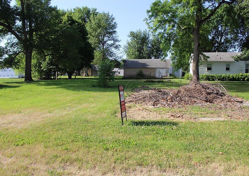 2nd image of 110 County Line Ave