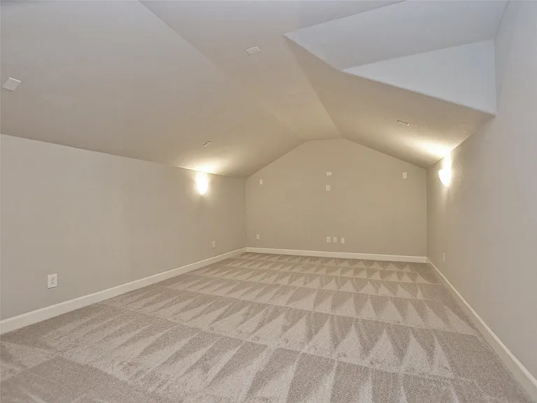 3009 Media Dr — Photo 17