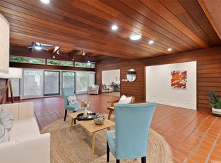 824A N Kalaheo Ave, Kailua, HI 96734