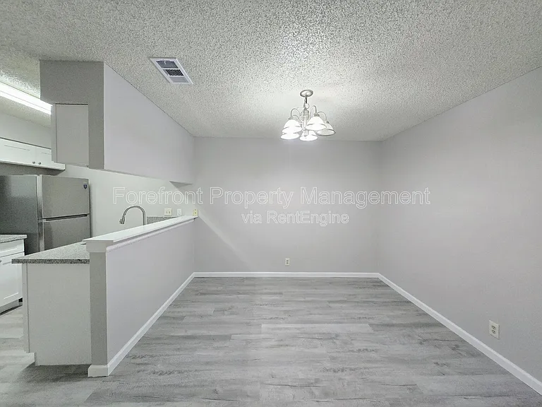 5507 Roanwood — Photo 14