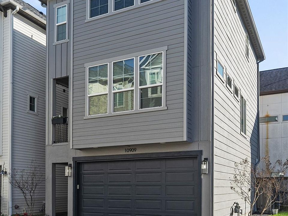 1st image of 10909 Upland Retreat Drive