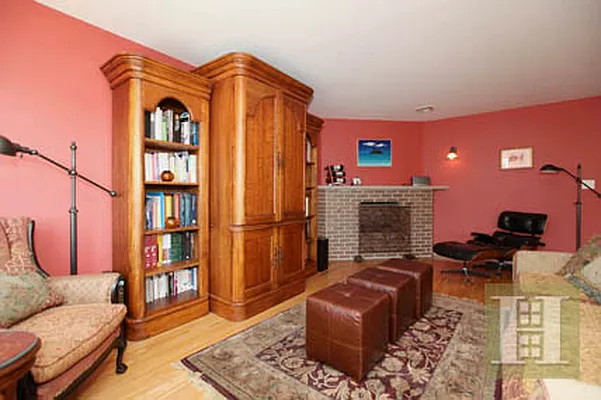 Sold by Halstead Property | media 1
