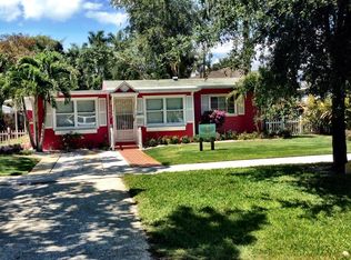 1233 8th Ave N, Naples, FL 34102