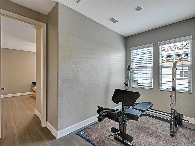 4467 Philbrook Sq — Photo 33