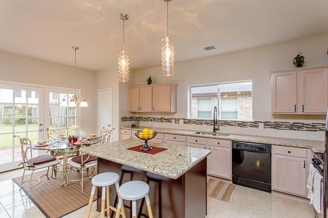 1st image of 5422 Meadow Canyon Dr