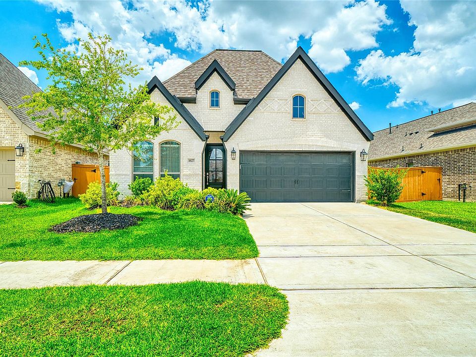 1st image of 8827 Harbor Pines Dr