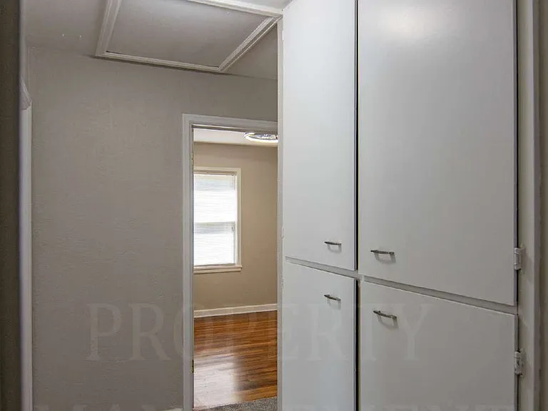 608 Waverly Way — Photo 19