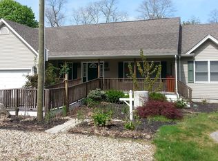 57128 Main Rd, Southold, NY 11971