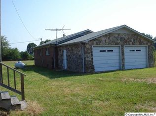 383 Hytop Rd, Scottsboro, AL 35768