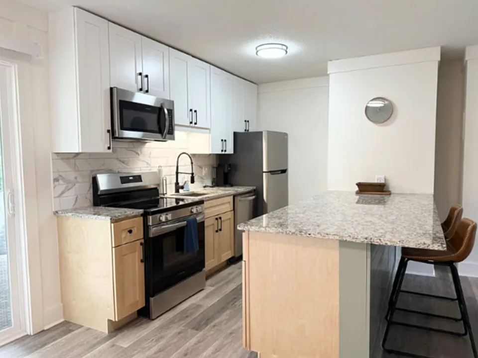 230 13th Avenue Pl NW #4