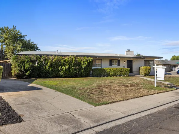 1110 Aldwina Ln, Manteca, CA 95336