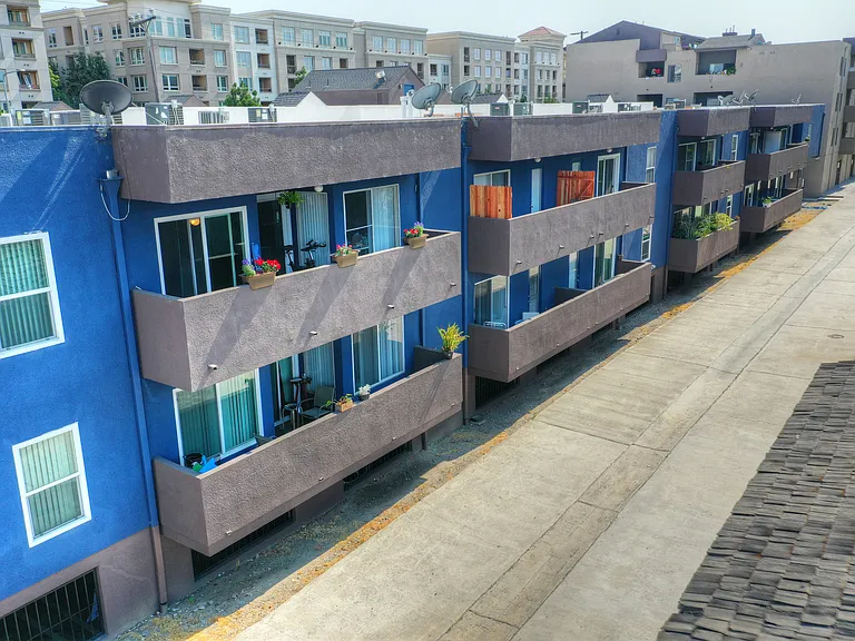 Playa Marina Apts — Photo 23