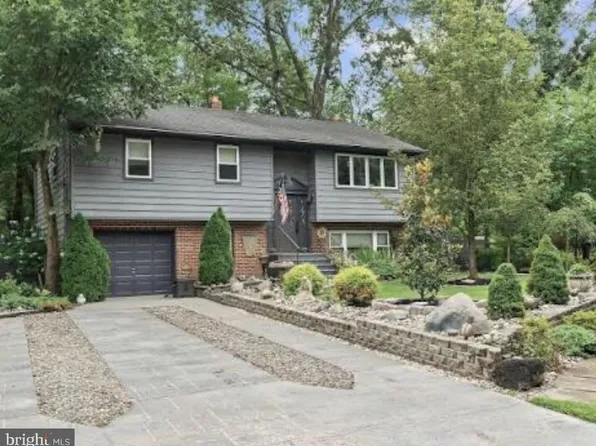 112 Woodland Ave, Medford, NJ 08055