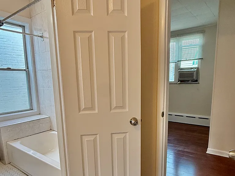 2416 S Juniper St — Photo 15