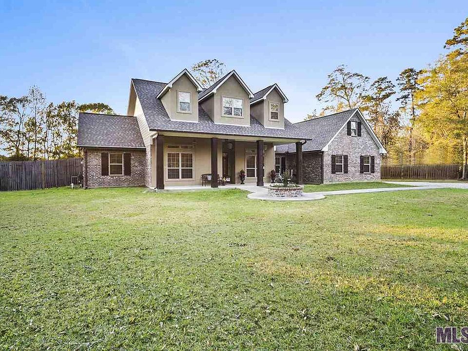 1st image of 15345 Hidden Creek Dr