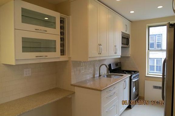 3rd image of 2900 Ocean Ave APT 1L