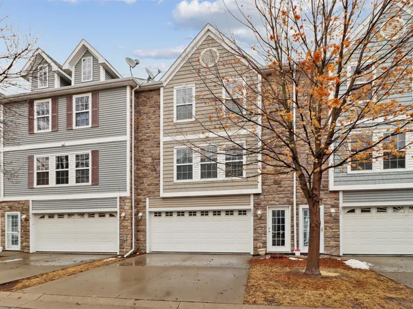 325 NE Sandalwood, Waukee, IA 50263