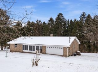 353 Thompson Hill Rd, Aliquippa, PA 15001