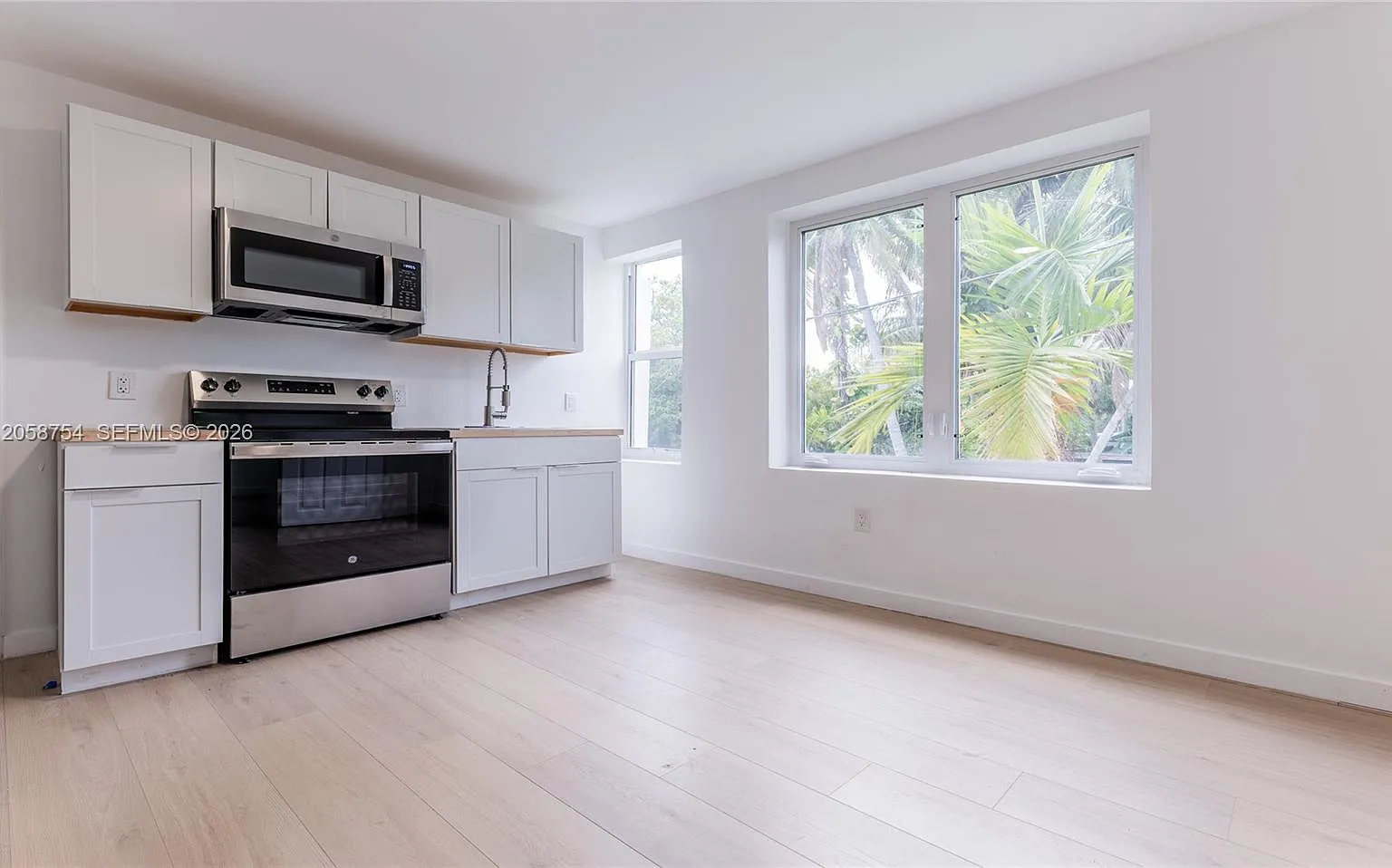1 bed, 1.0 bath, $1,850 — Photo 3