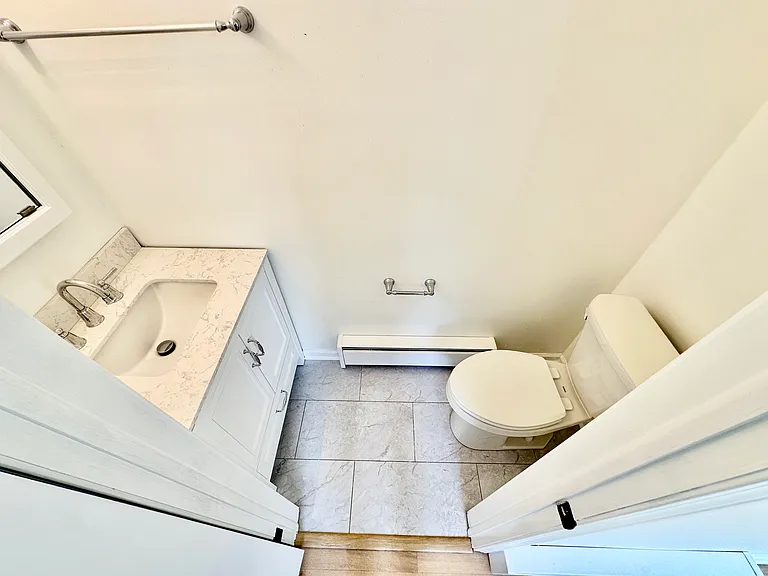 2220 Fox Run — Photo 19